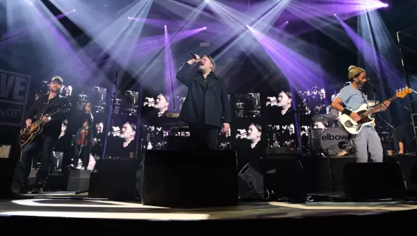Elbow performing at Love not War at the Troxy in 2021.