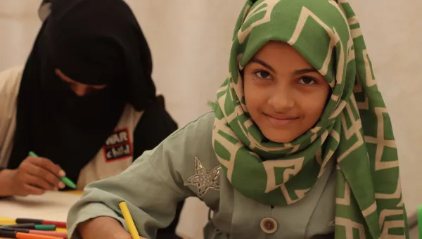 Smiling-Girl-at-war-child-centre