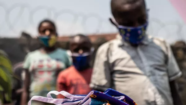 A mask distribution taking place in DRC.