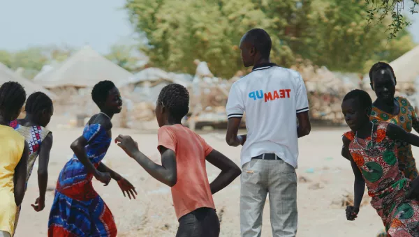 Children playing at a Team Up project in Sudan, ran by War Child Holland.