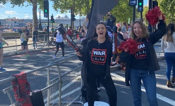 War Child cheerers at marathon.