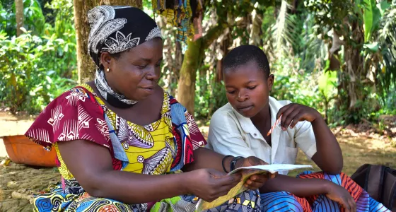 Child in DRC learning