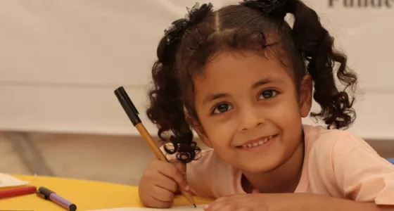 girl_at_school_in_yemen